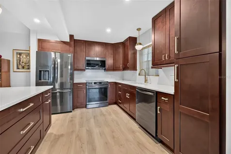 4819 8th Avenue N St Petersburg FL 33713