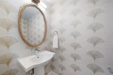 5547 Avenida Del Mare Sarasota FL 34242
