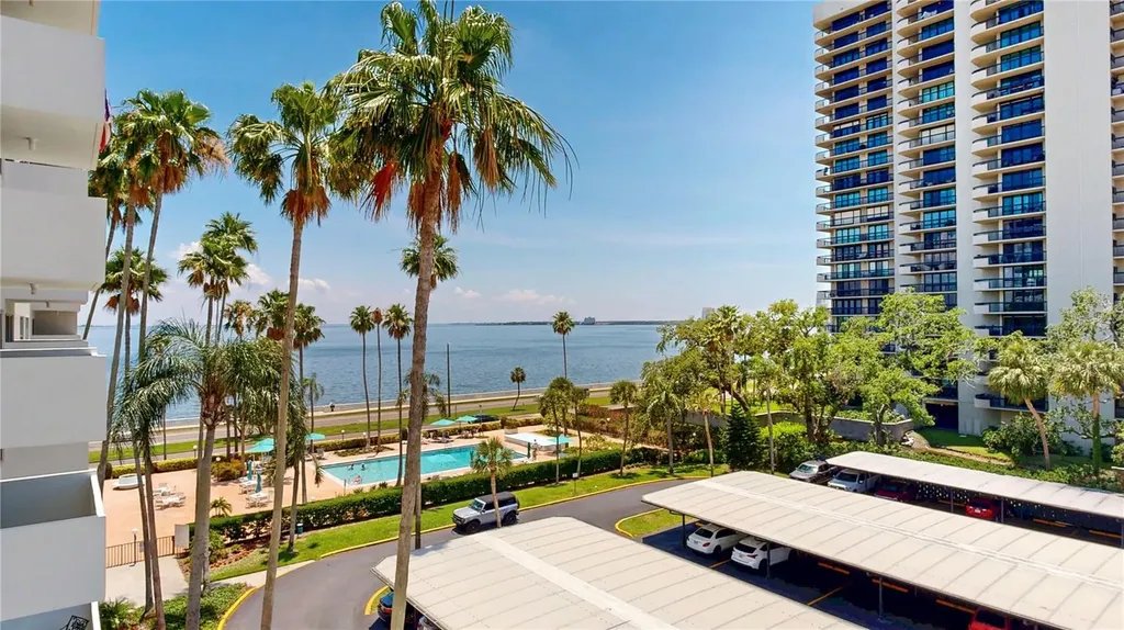 2401 Bayshore Boulevard Tampa FL 33629