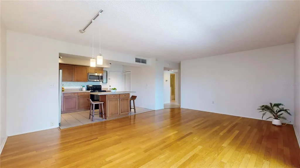 2401 Bayshore Boulevard Tampa FL 33629