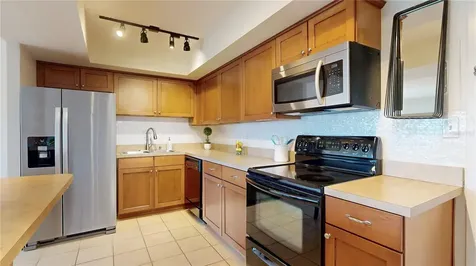 2401 Bayshore Boulevard Tampa FL 33629