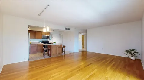 2401 Bayshore Boulevard Tampa FL 33629