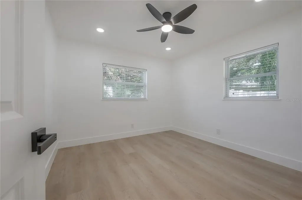 4707 W Alline Avenue Tampa FL 33611