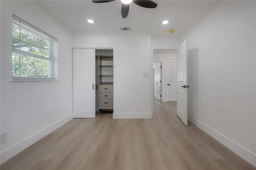 4707 W Alline Avenue Tampa FL 33611