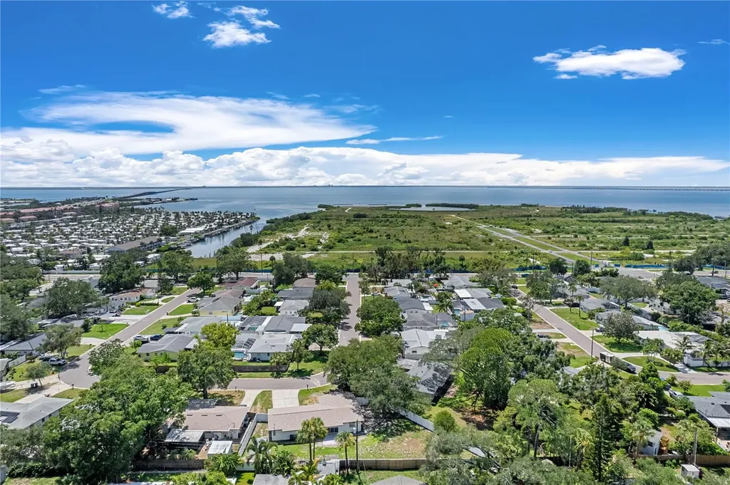 4707 W Alline Avenue Tampa FL 33611