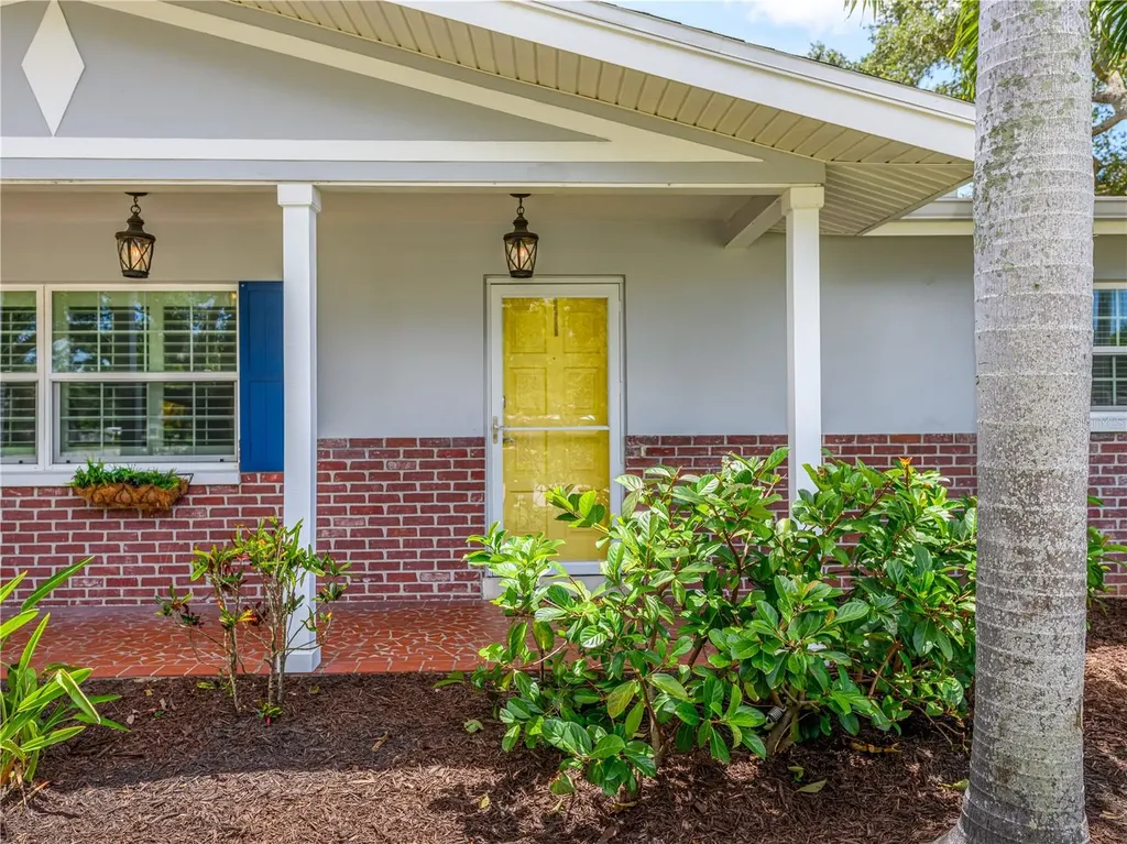 1661 Algonquin Drive Clearwater FL 33755