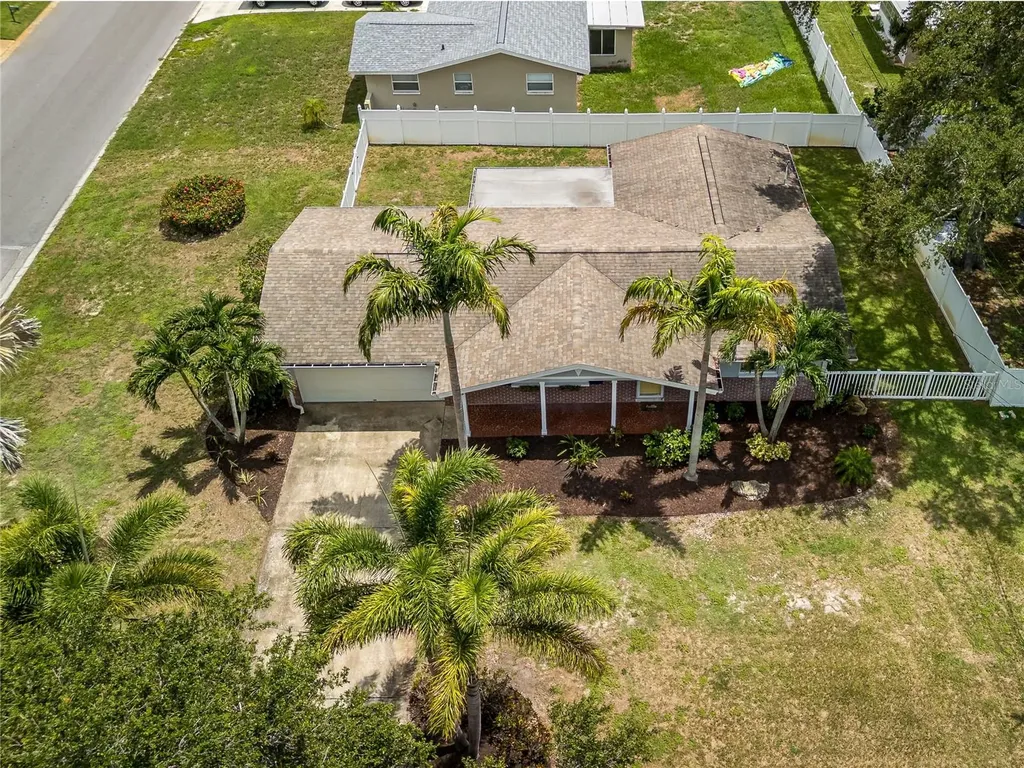 1661 Algonquin Drive Clearwater FL 33755