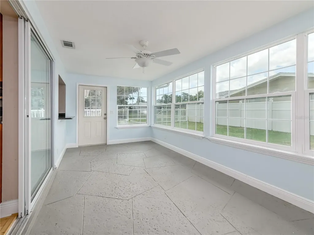 1661 Algonquin Drive Clearwater FL 33755