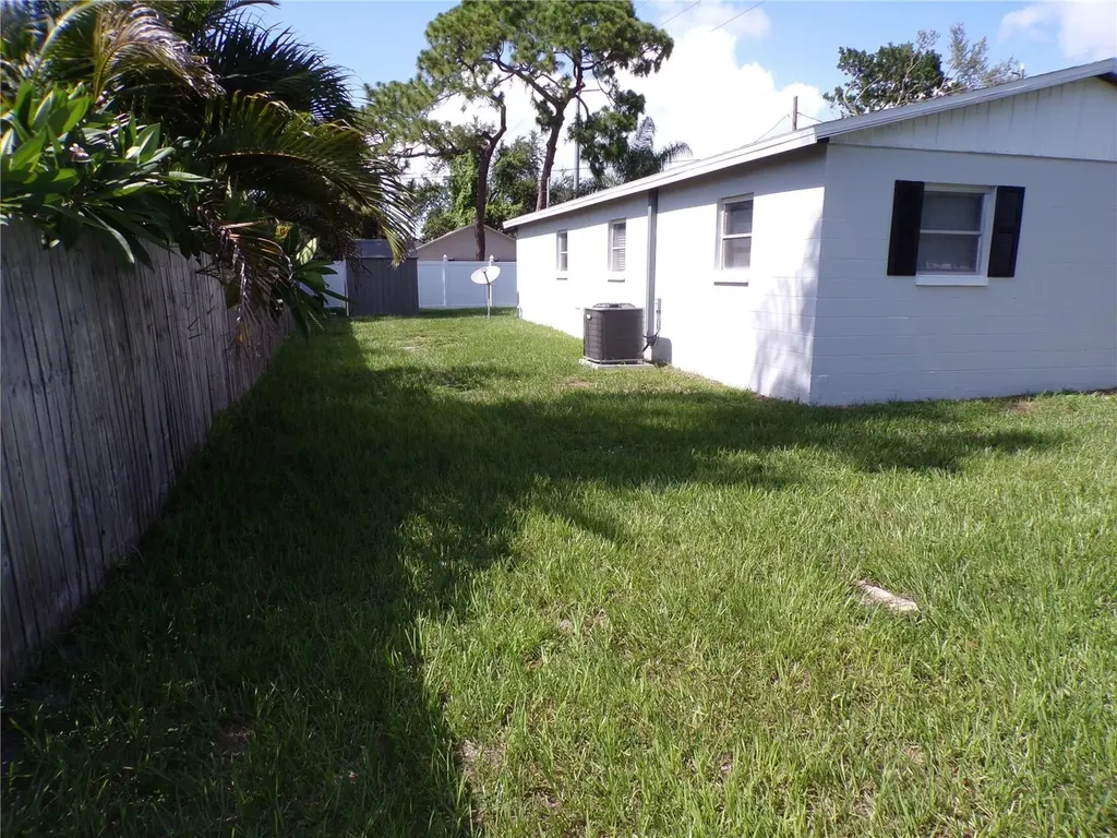 1878 Trotter Road Largo FL 33774