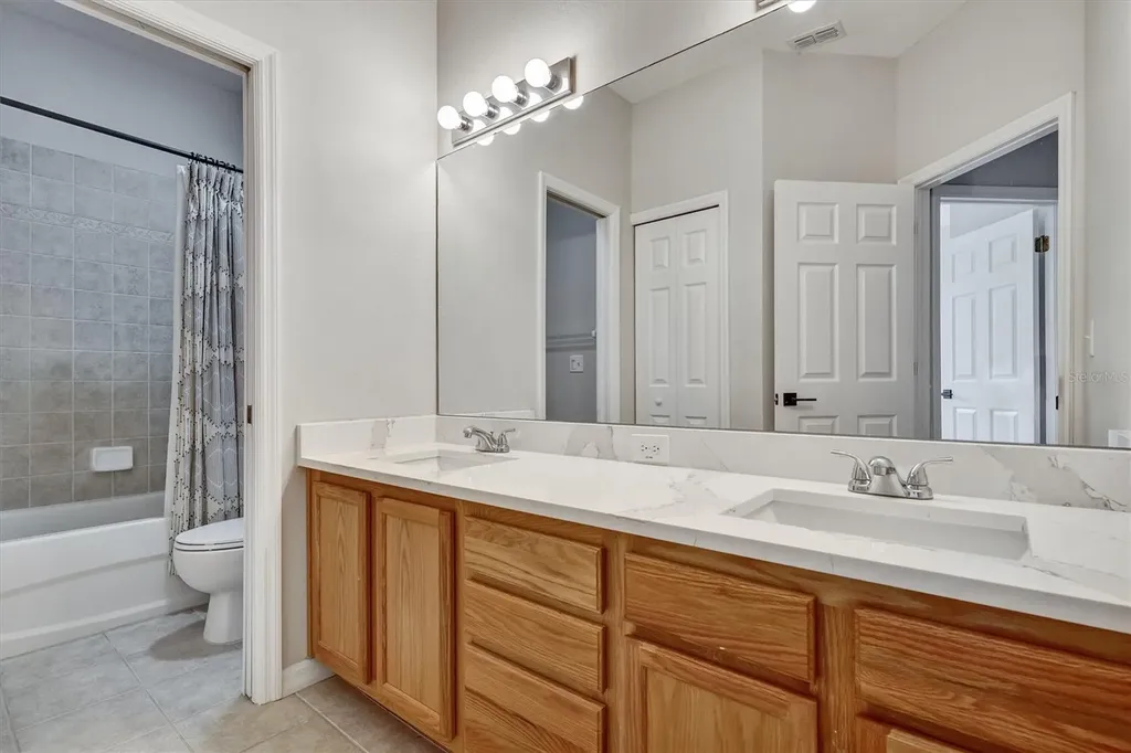 8169 Stone Leaf Lane Tampa FL 33647
