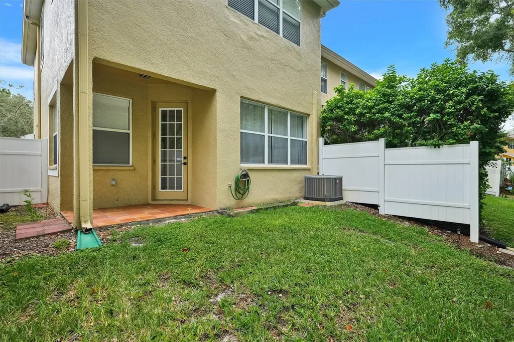 8169 Stone Leaf Lane Tampa FL 33647