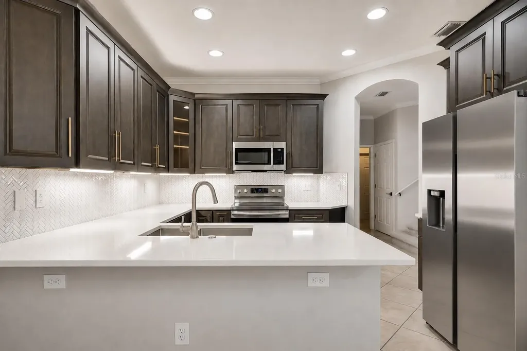 8169 Stone Leaf Lane Tampa FL 33647
