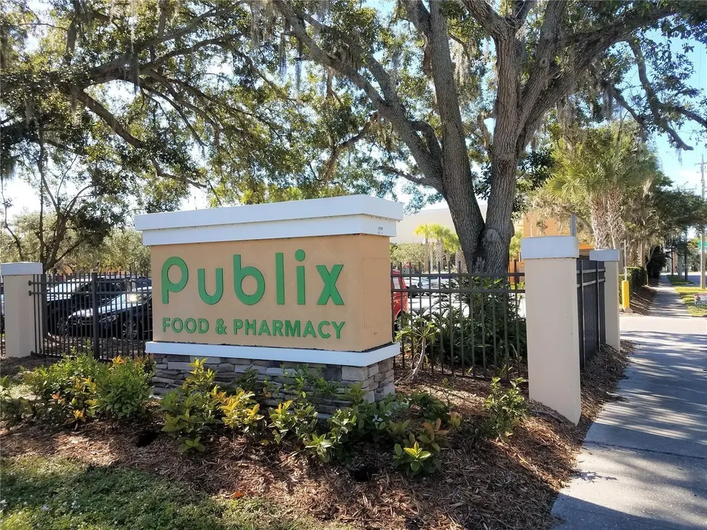 2155 Wood Street Sarasota FL 34237