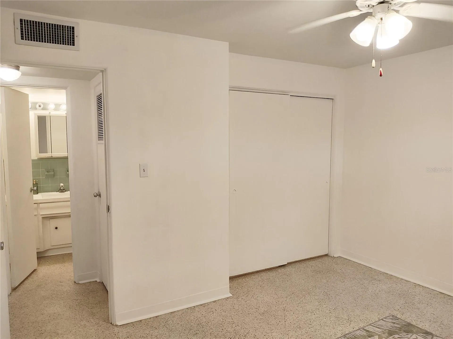 2155 Wood Street Sarasota FL 34237