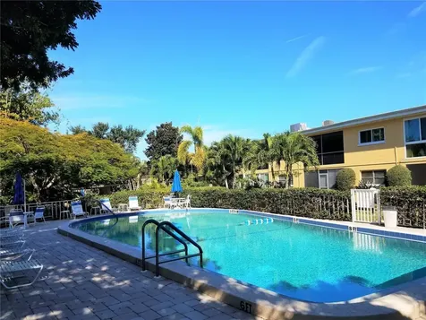 2155 Wood Street Sarasota FL 34237