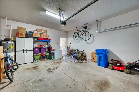 6136 Voyagers Place Apollo Beach FL 33572