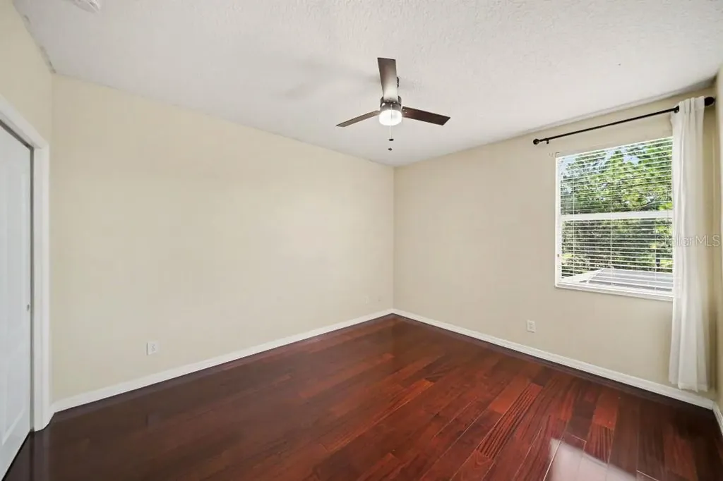 20009 Oakflower Avenue Tampa FL 33647