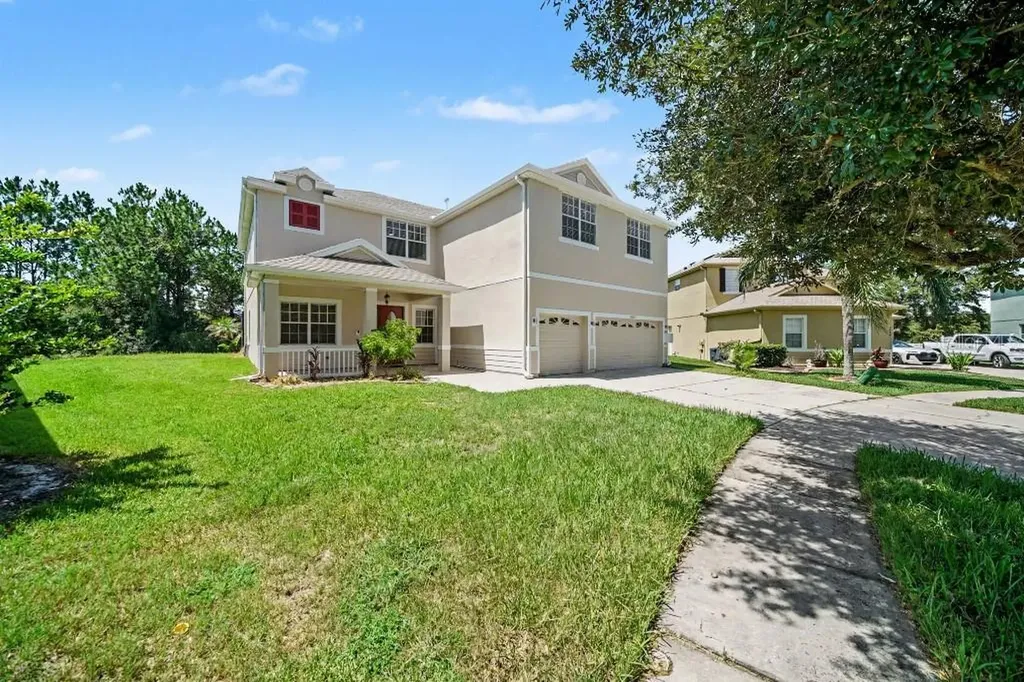 20009 Oakflower Avenue Tampa FL 33647