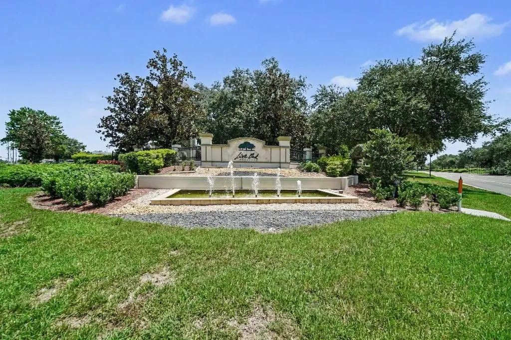 20009 Oakflower Avenue Tampa FL 33647