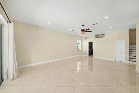 20009 Oakflower Avenue Tampa FL 33647
