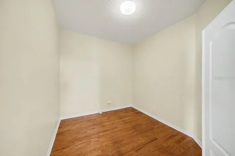 20009 Oakflower Avenue Tampa FL 33647