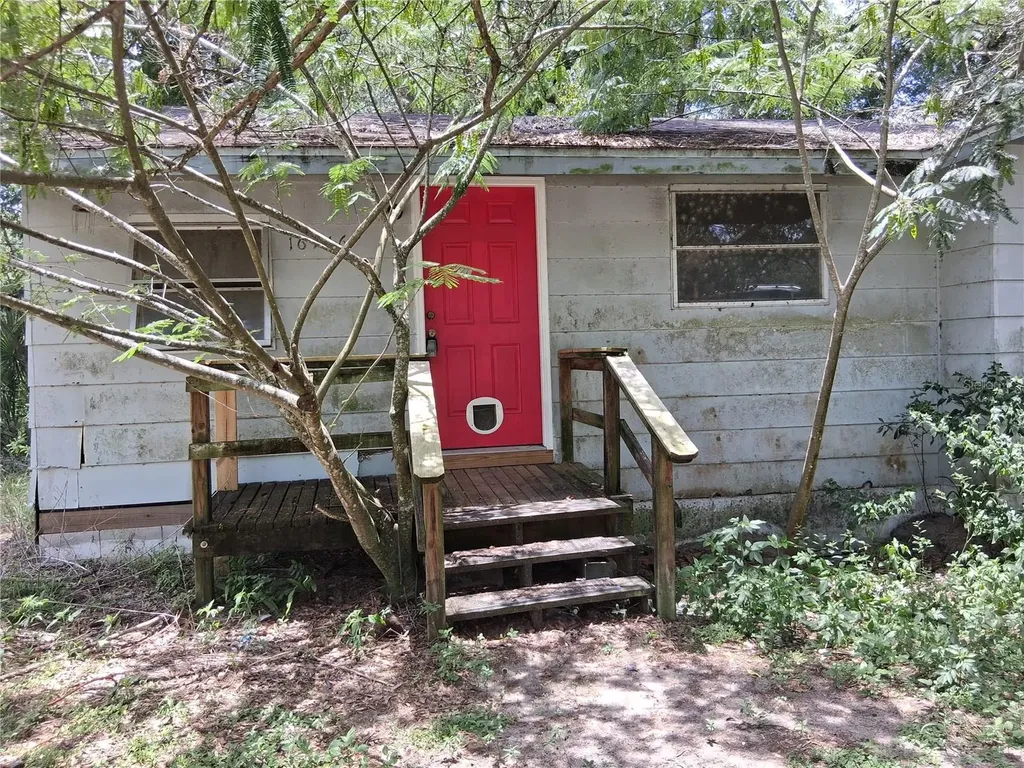 16716 E Fort King Street Silver Springs FL 34488