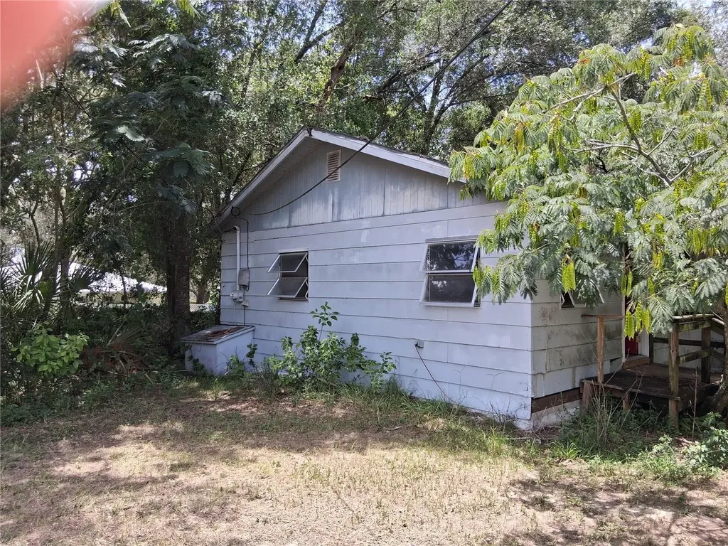 16716 E Fort King Street Silver Springs FL 34488