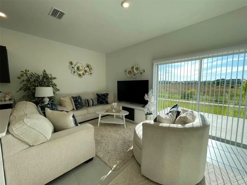 2516 Paravane Way Wesley Chapel FL 33543