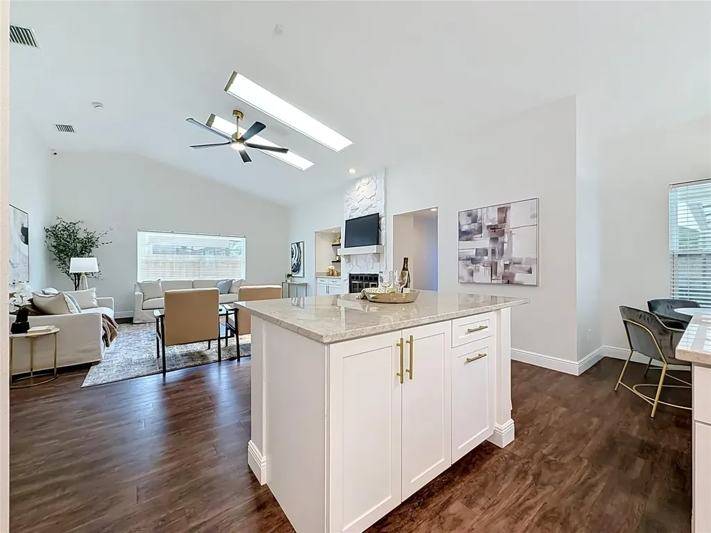 3390 Lake Shore Lane Clearwater FL 33761
