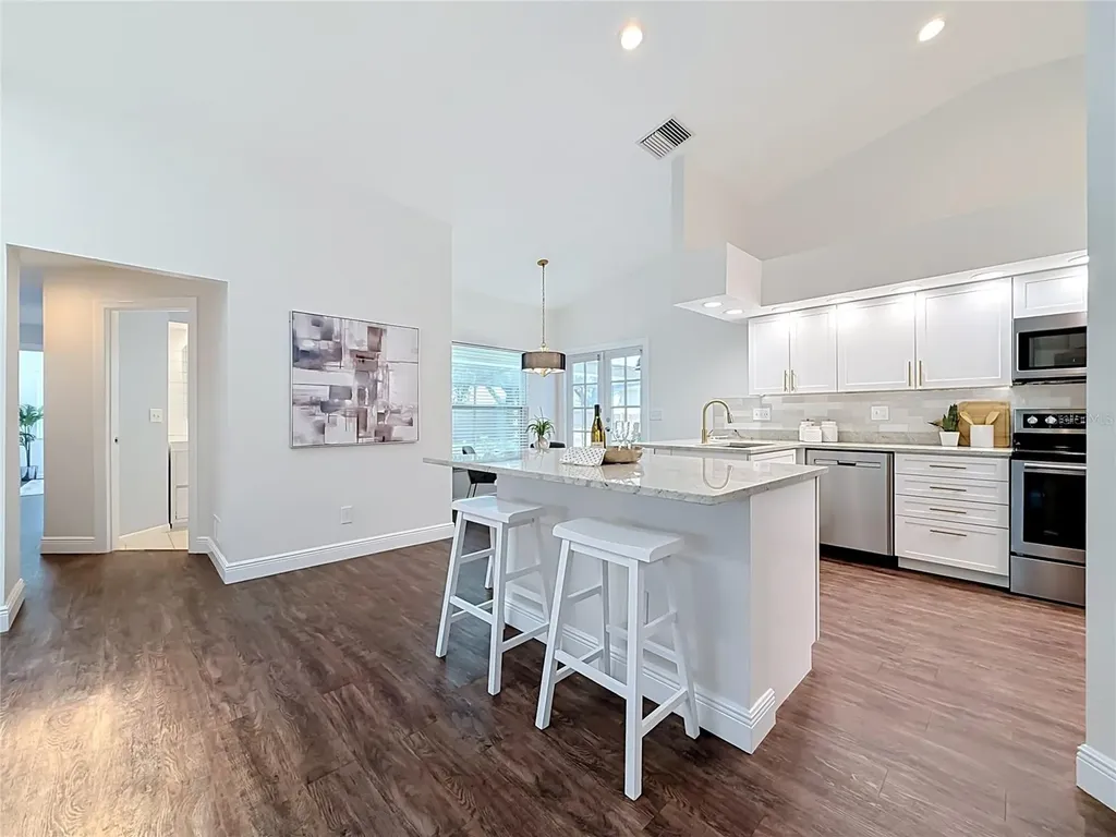 3390 Lake Shore Lane Clearwater FL 33761