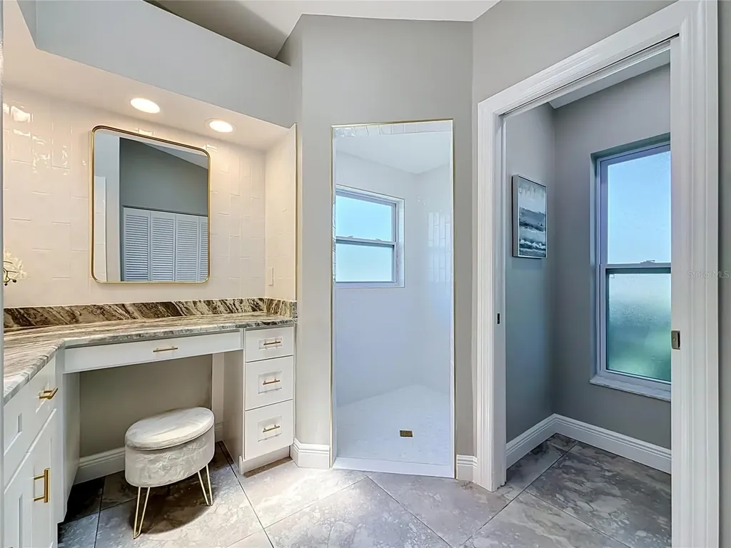 3390 Lake Shore Lane Clearwater FL 33761