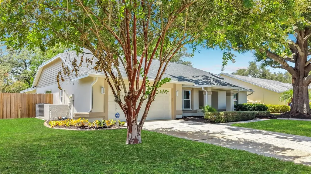 3390 Lake Shore Lane Clearwater FL 33761