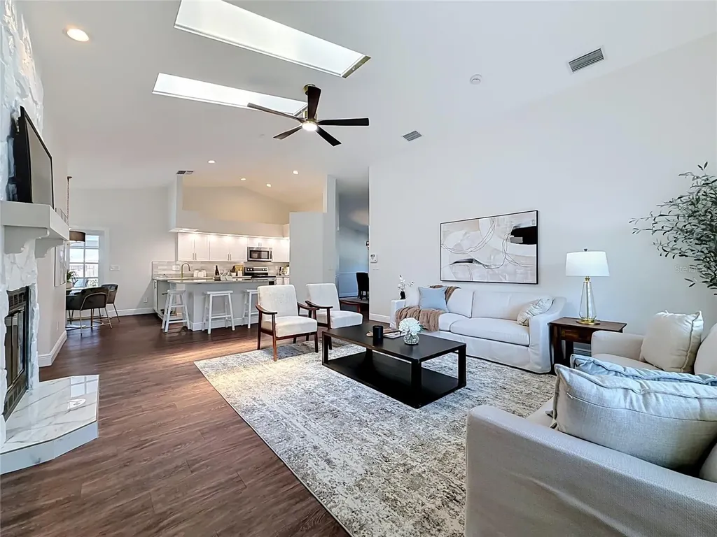 3390 Lake Shore Lane Clearwater FL 33761