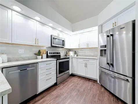 3390 Lake Shore Lane Clearwater FL 33761