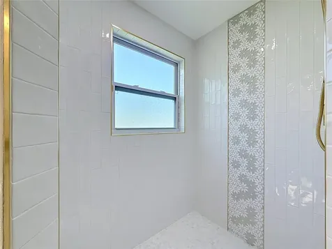 3390 Lake Shore Lane Clearwater FL 33761