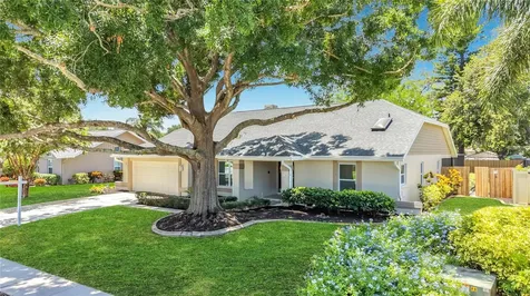 3390 Lake Shore Lane Clearwater FL 33761
