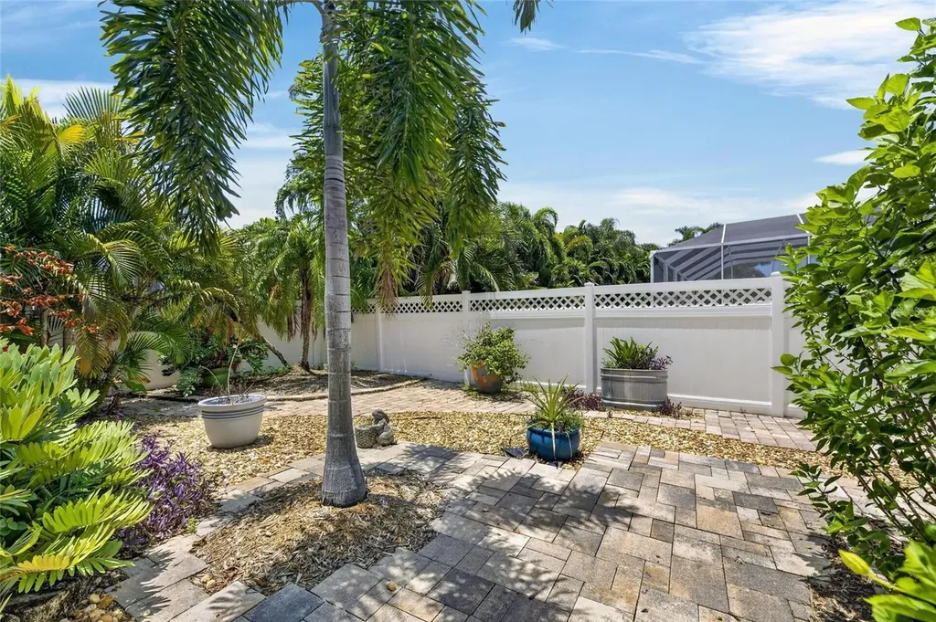 5226 Brighton Shore Drive Apollo Beach FL 33572