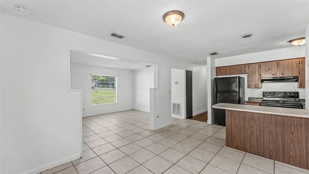 707 N Lorri Avenue Lakeland FL 33815