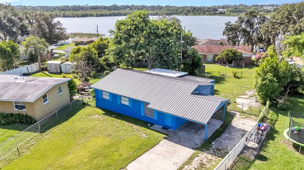 707 N Lorri Avenue Lakeland FL 33815