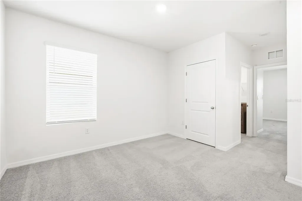 5635 Hollingworth Trail Wesley Chapel FL 33545