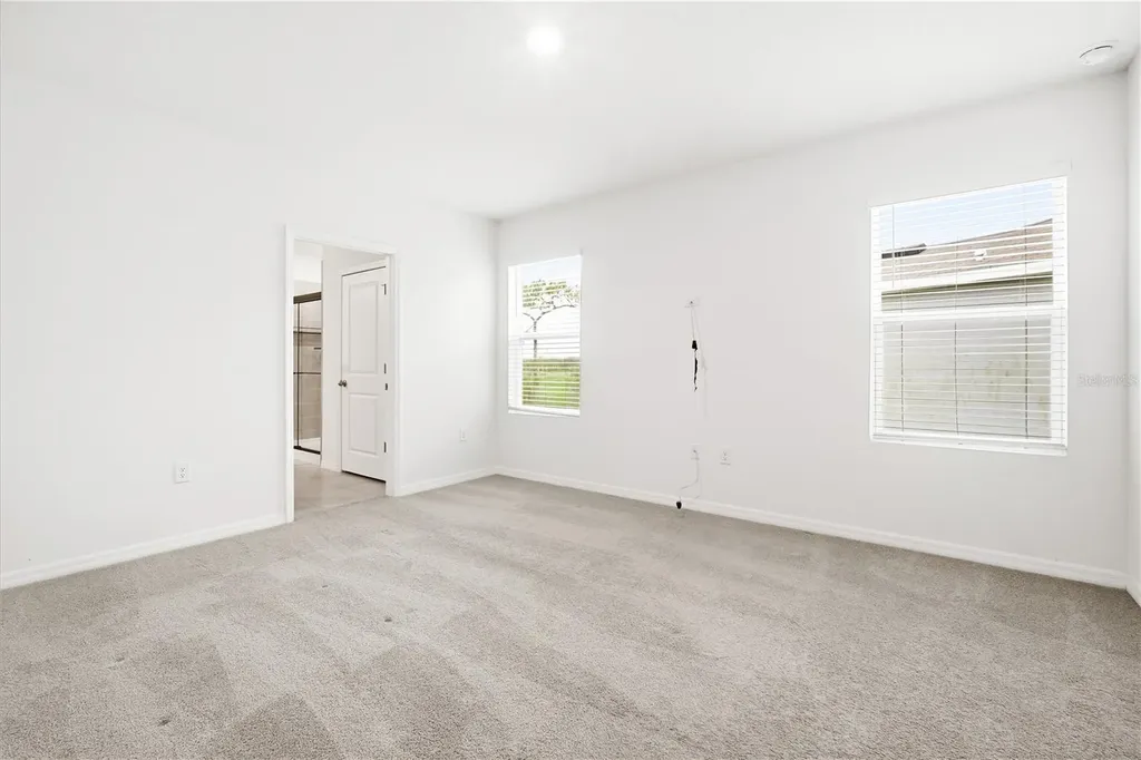 5635 Hollingworth Trail Wesley Chapel FL 33545
