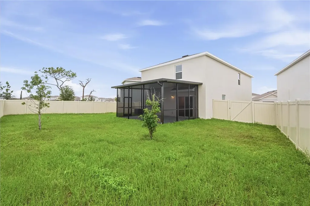 5635 Hollingworth Trail Wesley Chapel FL 33545