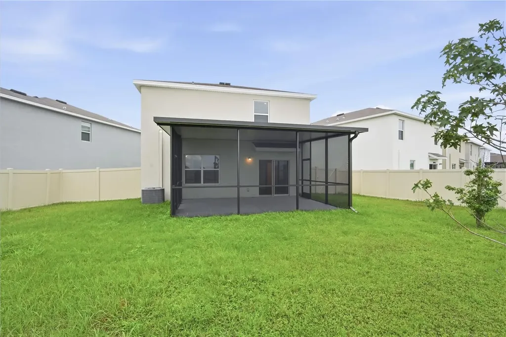 5635 Hollingworth Trail Wesley Chapel FL 33545
