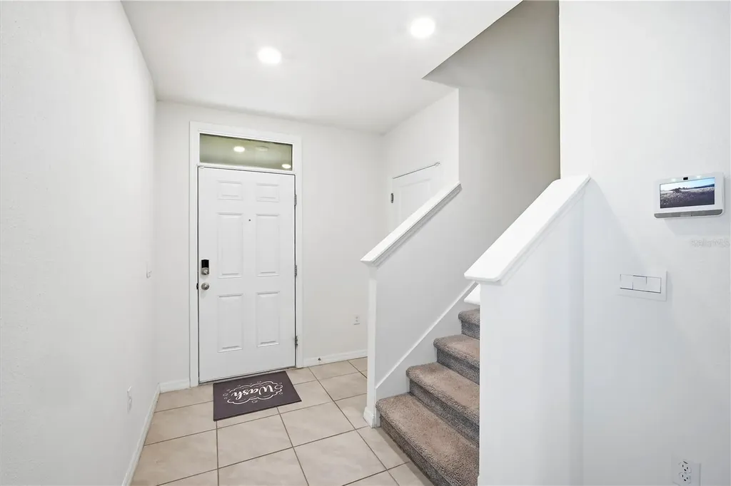 5635 Hollingworth Trail Wesley Chapel FL 33545