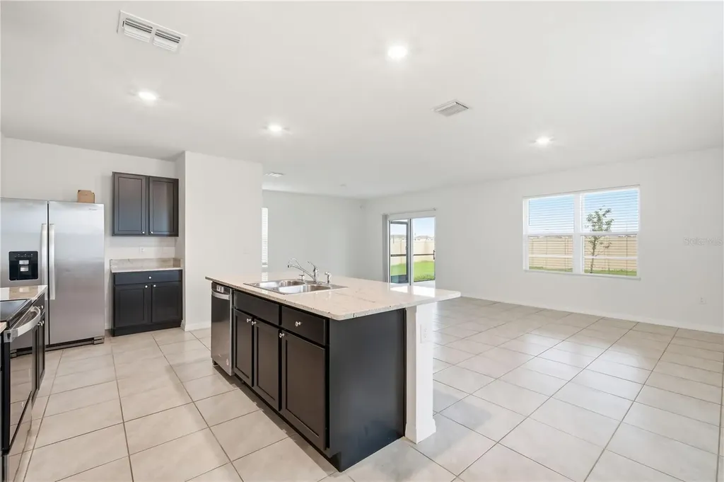5635 Hollingworth Trail Wesley Chapel FL 33545