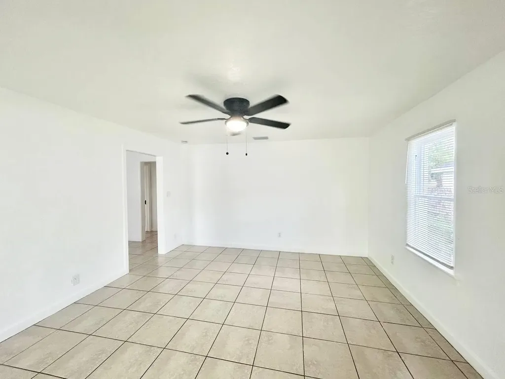 8004 N Marks Street Tampa FL 33604