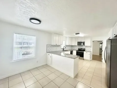 8004 N Marks Street Tampa FL 33604