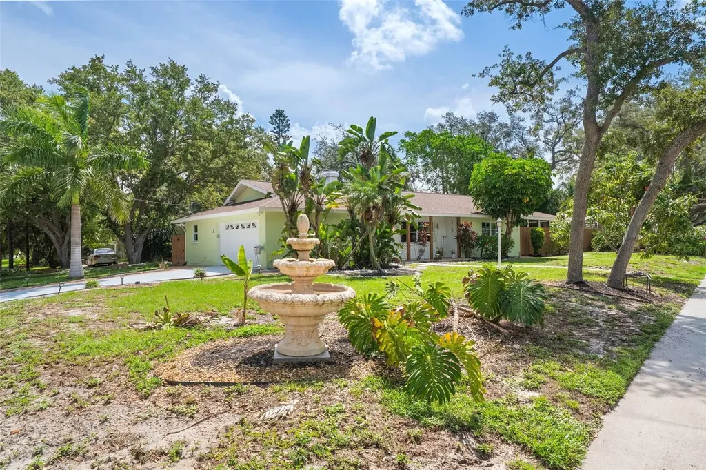 7311 Broughton Street Sarasota FL 34243
