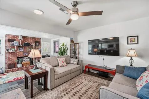 2680 Robin Avenue Kissimmee FL 34744