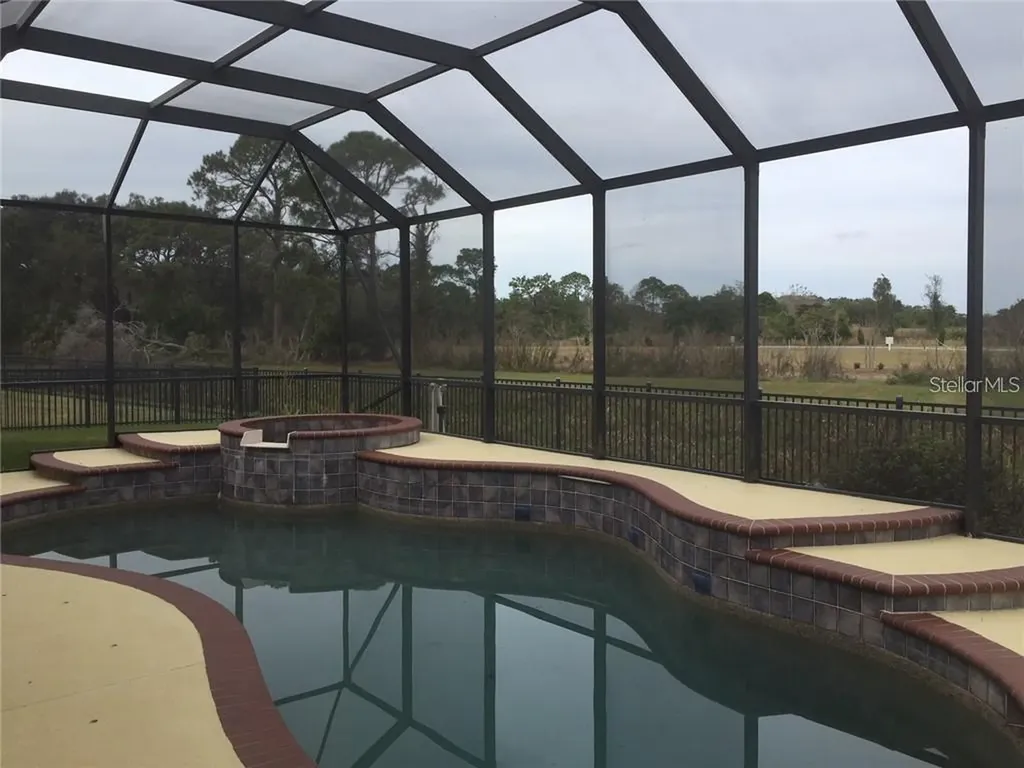 5570 Rock Dove Drive Sarasota FL 34241